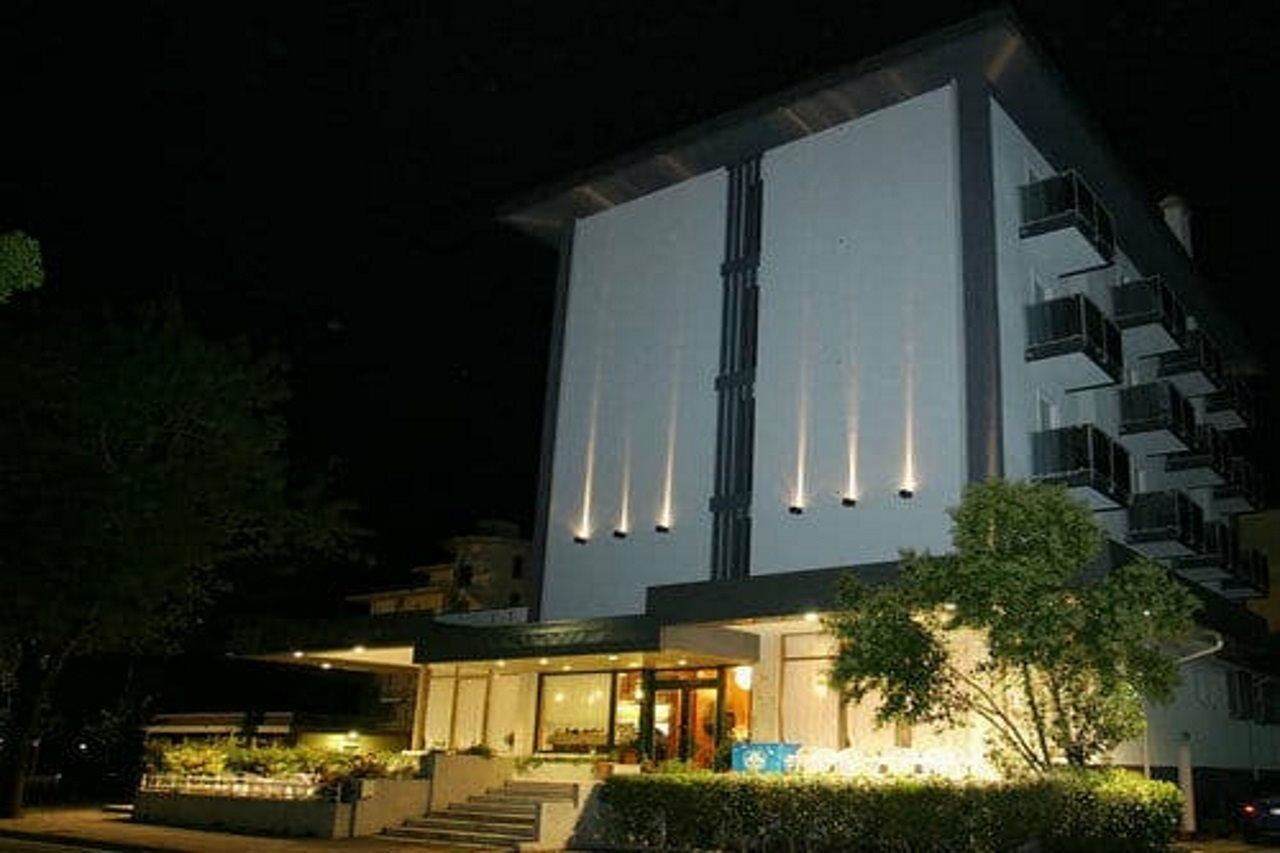 Hotel Domingo Lido di Jesolo Exterior foto